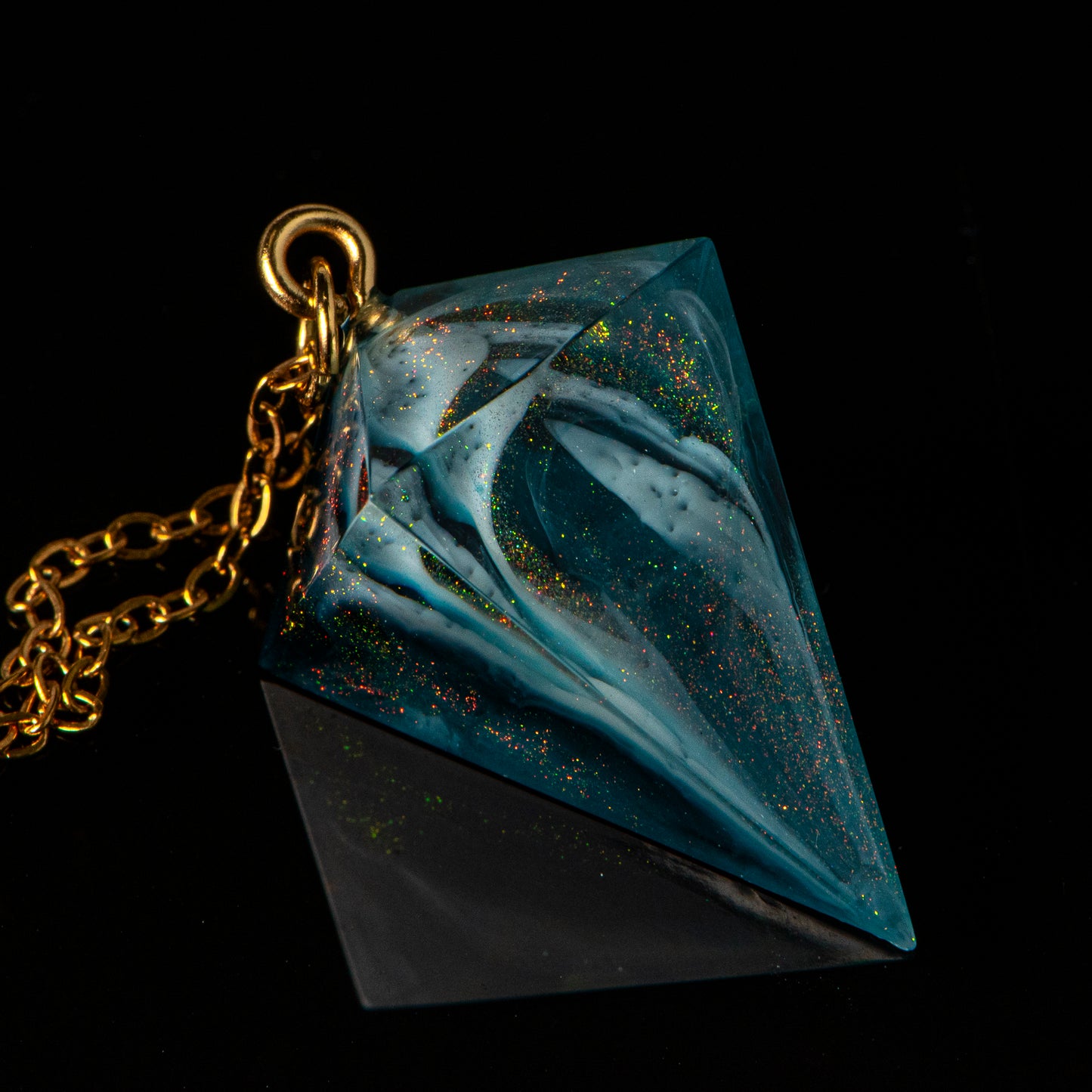 Shalinnis /Signature Concept: Artistic Design Service & Handmade Necklace