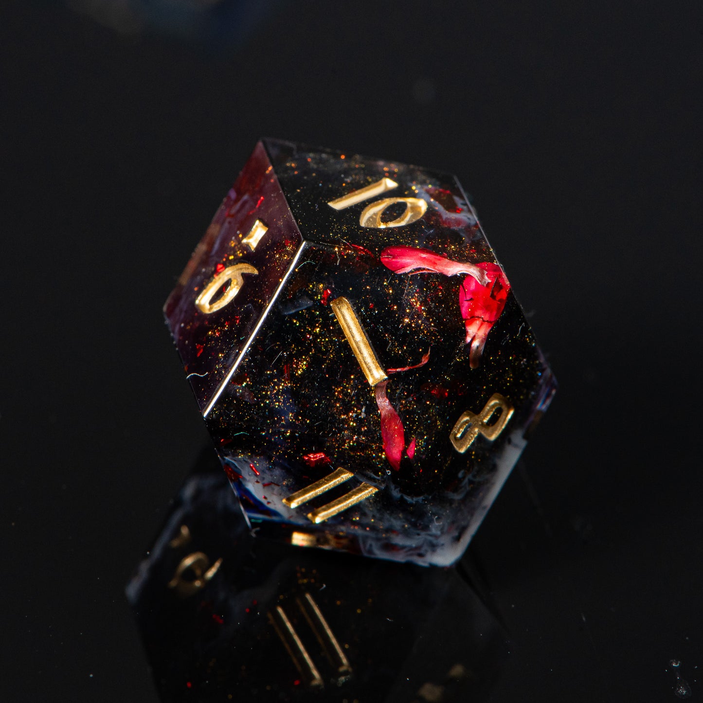 Expedition (d12 w/ real petals) / Signature Concept: Artistic Design Service & Handmade dice