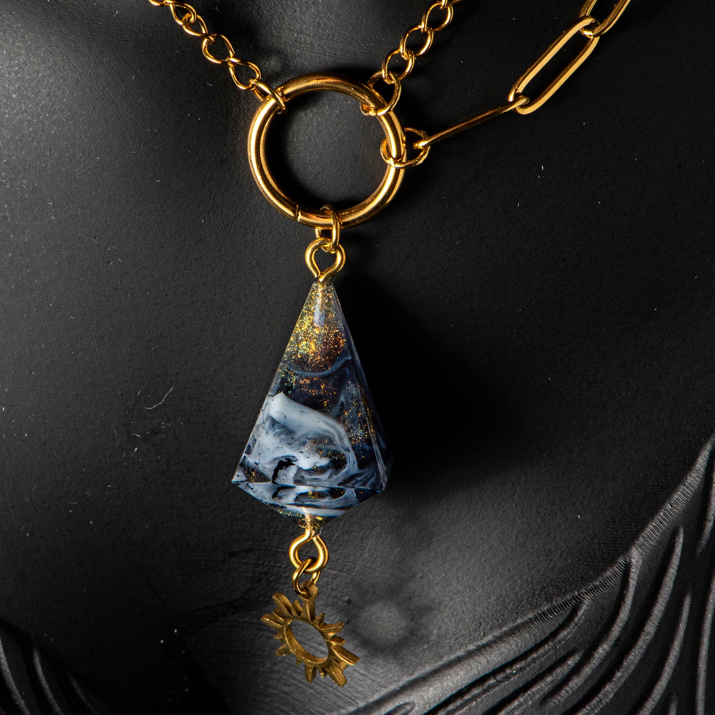 Expedition (Chic Style) /Signature Concept: Artistic Design Service & Handmade Necklace